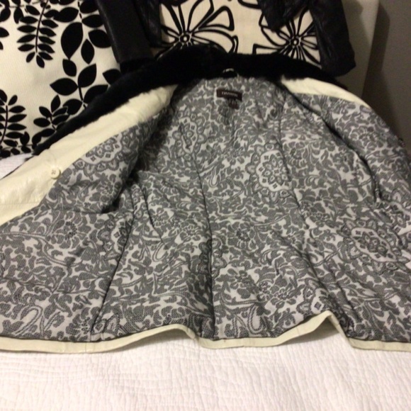 Danier leather jacket (winter) - Picture 5 of 6